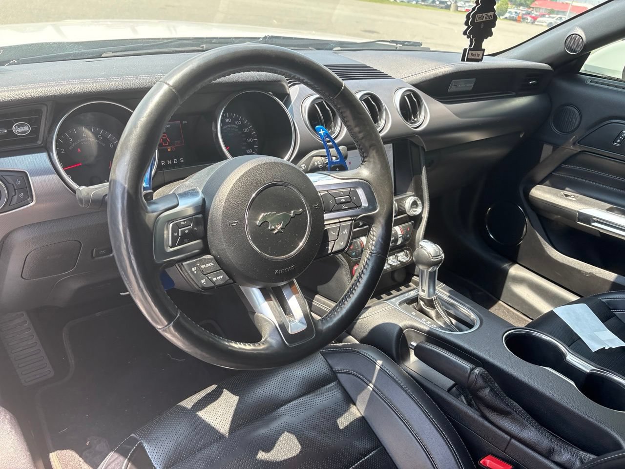 Used 2019 Ford Mustang GT Premium w/ Equipment Group 401A RWD image 4