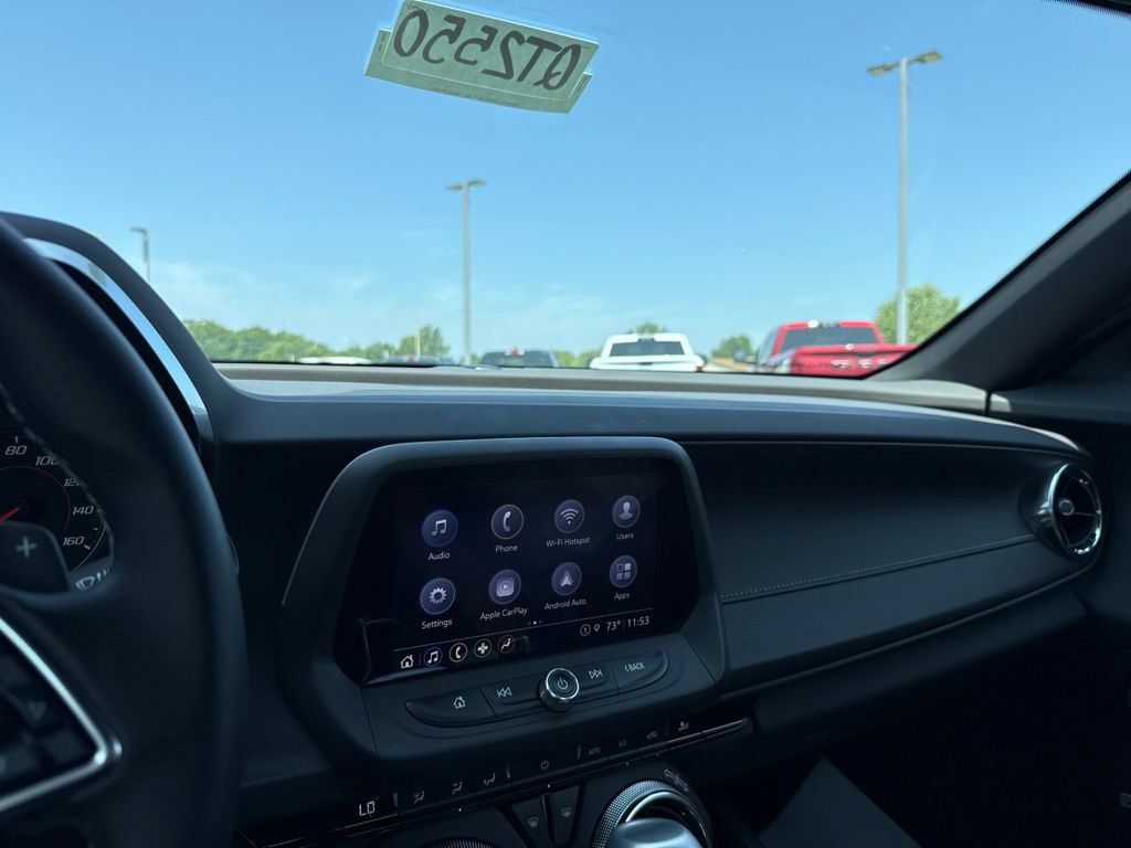 Used 2022 Chevrolet Camaro LT w/ Technology Package RWD image 18
