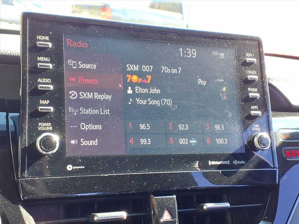 Used 2022 Toyota Camry XSE image 11