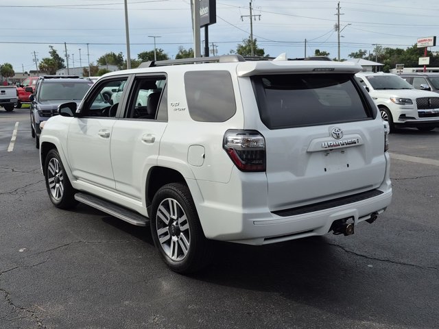Used 2022 Toyota 4Runner TRD Sport w/ Technology Package AWD/4WD image 8