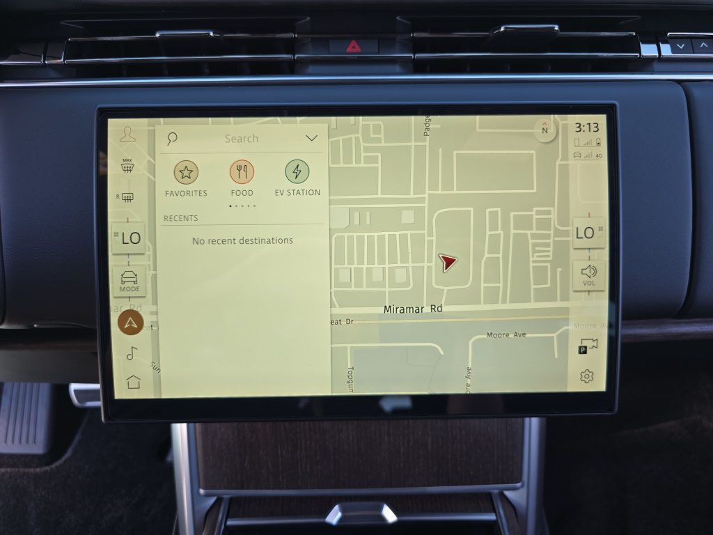New 2026 Land Rover Range Rover SE AWD/4WD image 23