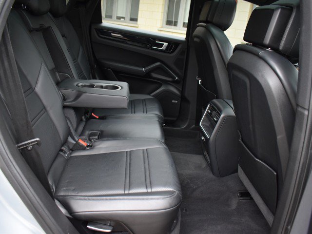 Used 2021 Porsche Cayenne AWD/4WD image 37