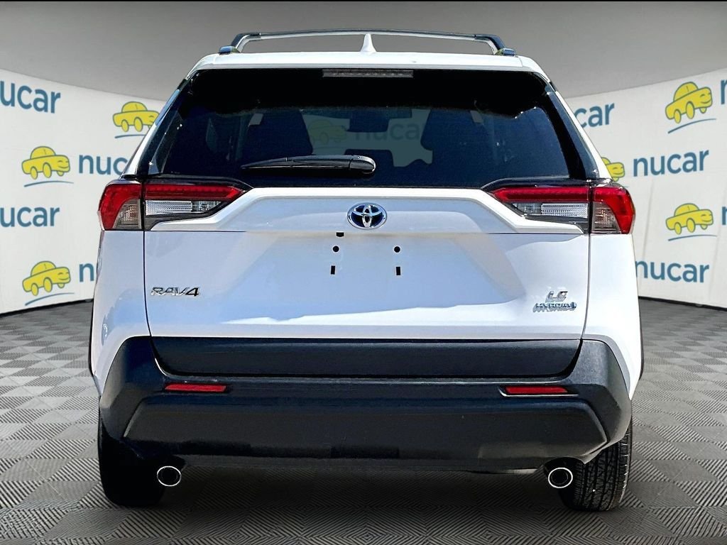 Certified 2024 Toyota RAV4 LE AWD/4WD image 5