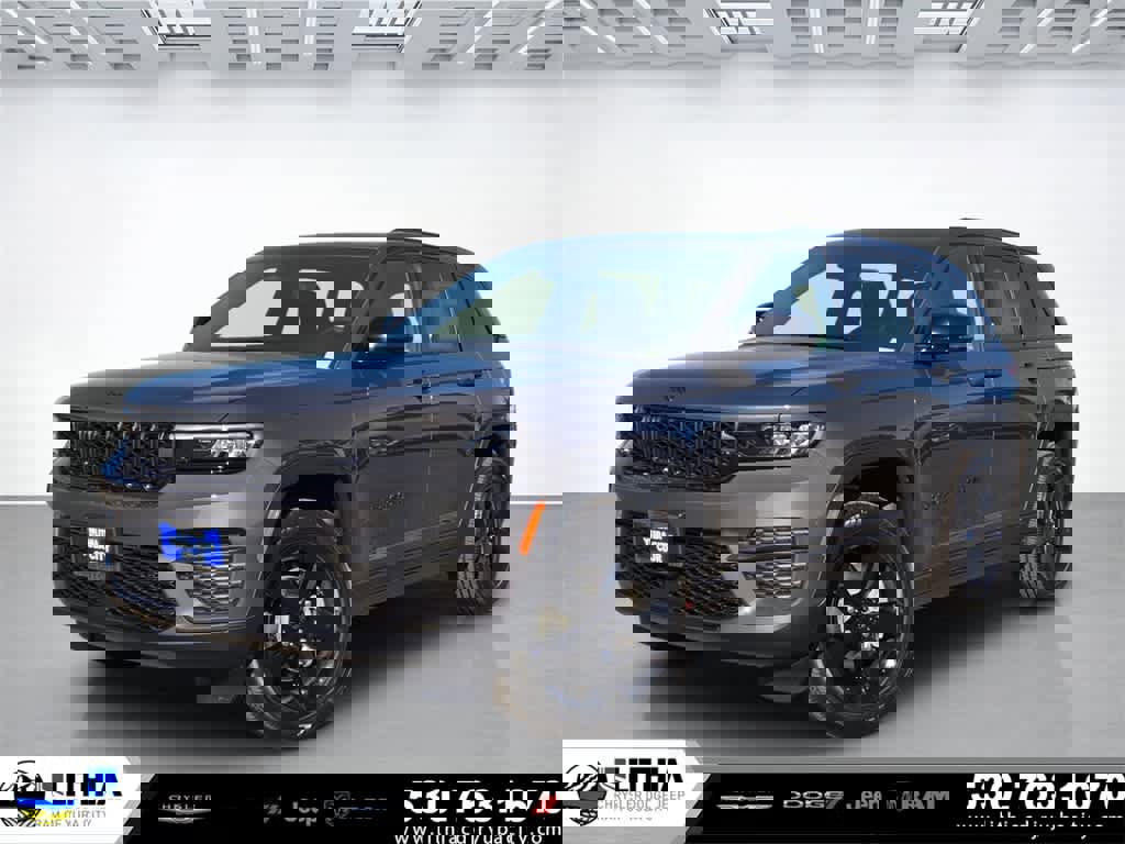 New 2025 Jeep Grand Cherokee Altitude image 1