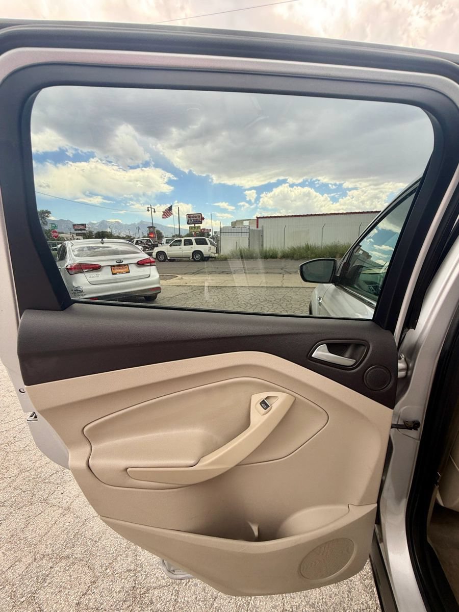 Used 2014 Ford Escape Titanium w/ Equipment Group 401A AWD/4WD image 20