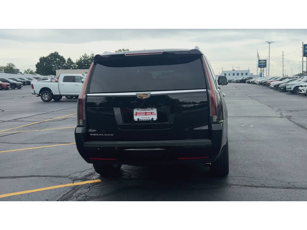 Certified 2017 Cadillac Escalade Premium Luxury w/ LPO, Radiant Package AWD/4WD image 7
