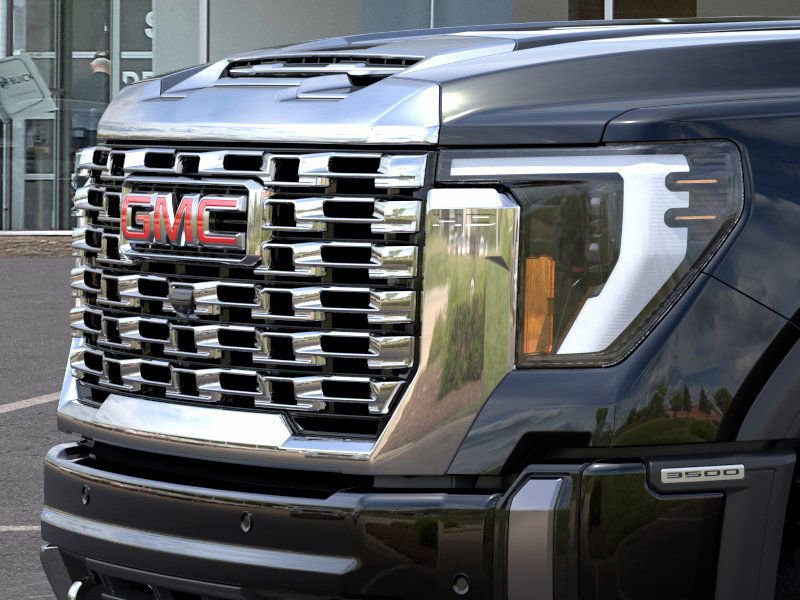 New 2026 GMC Sierra 3500 Denali w/ Denali Reserve Package image 13