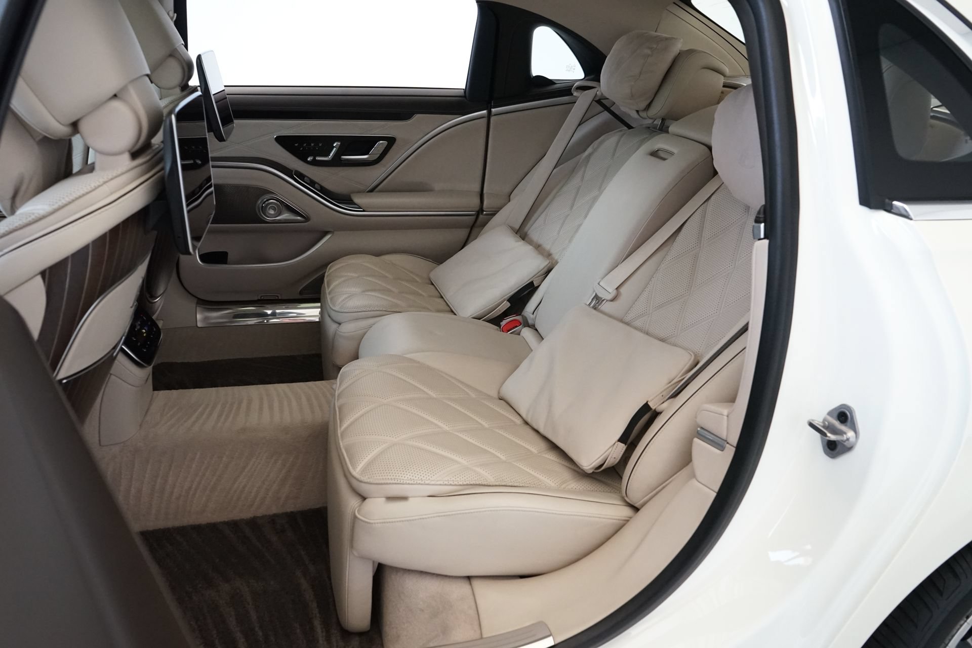 Used 2022 Mercedes-Benz Maybach S 580 4MATIC image 23
