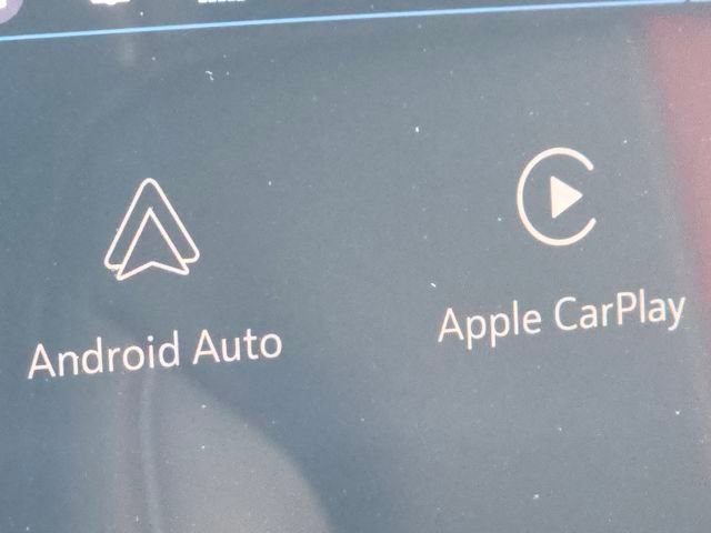 New 2026 Chevrolet Traverse RS w/ LPO, Floor Liner Package image 8