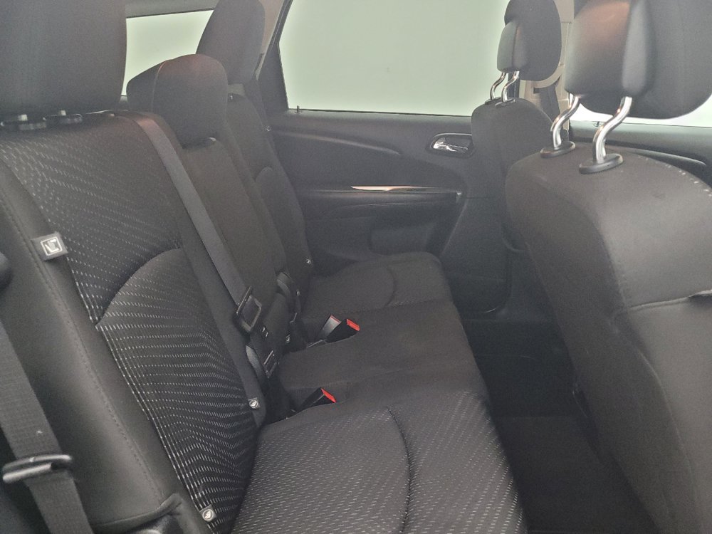 Used 2018 Dodge Journey SE w/ Blacktop Package FWD image 19