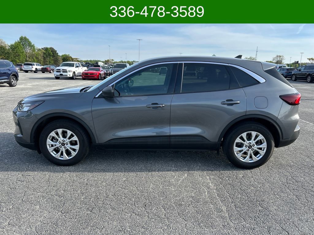 Used 2024 Ford Escape Active w/ Cold Weather Package image 2