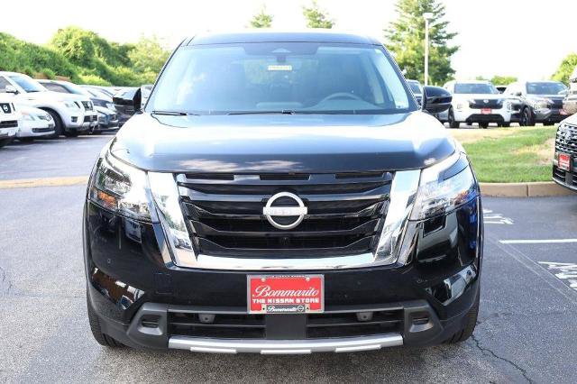 Certified 2025 Nissan Pathfinder SL w/ SL Premium Package FWD image 4