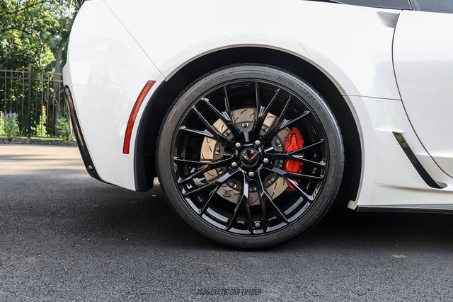 Used 2016 Chevrolet Corvette Z06 w/ 2LZ Preferred Equipment Group RWD image 97
