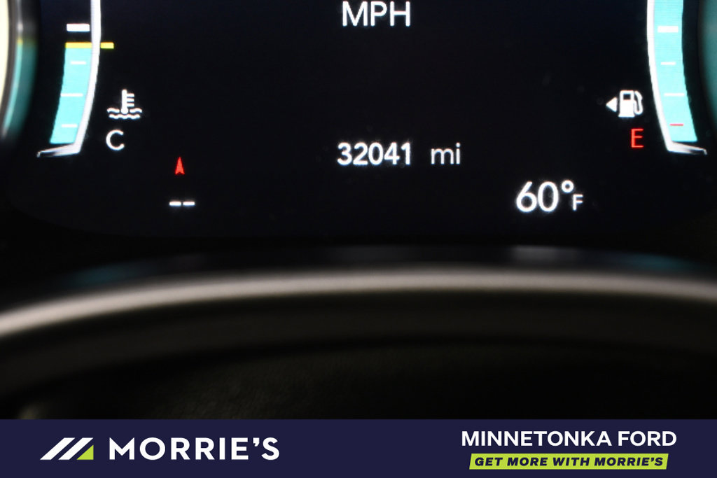 Used 2026 Chrysler Pacifica Select FWD image 29