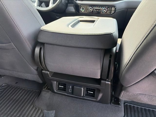 Used 2024 Chevrolet Silverado 1500 LT AWD/4WD image 44