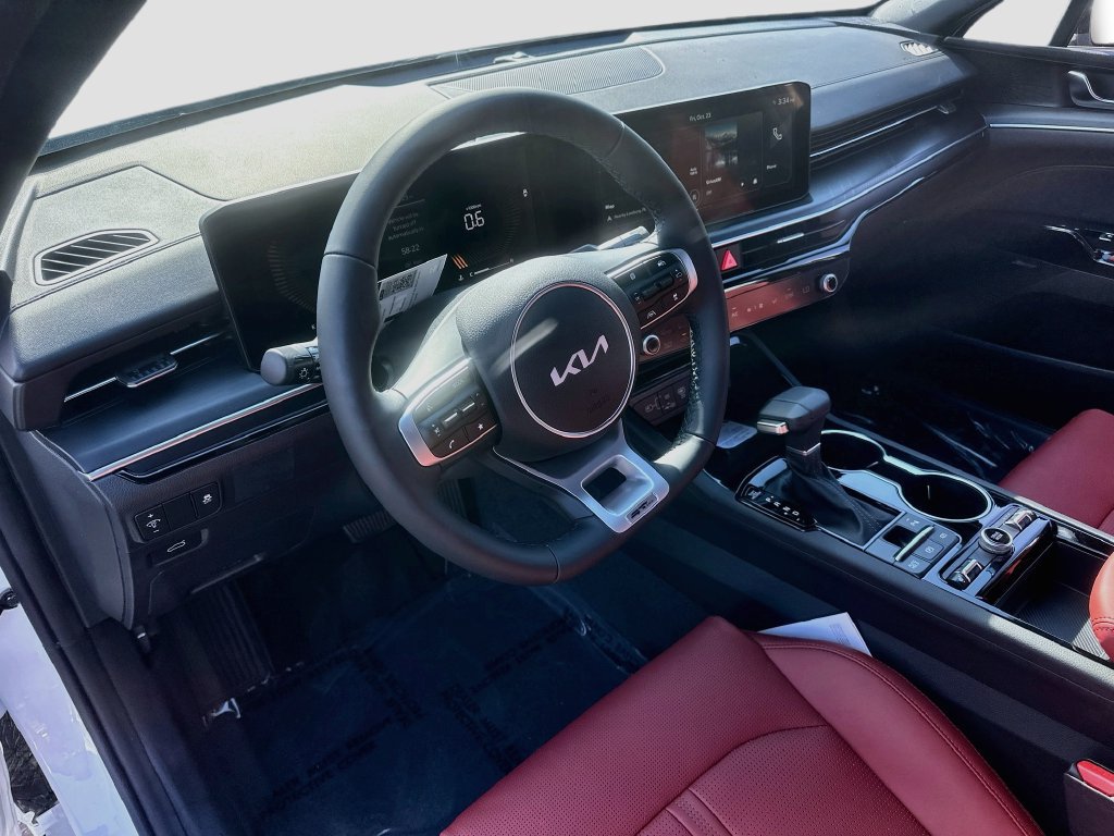 New 2027 Kia K5 GT-Line FWD image 9