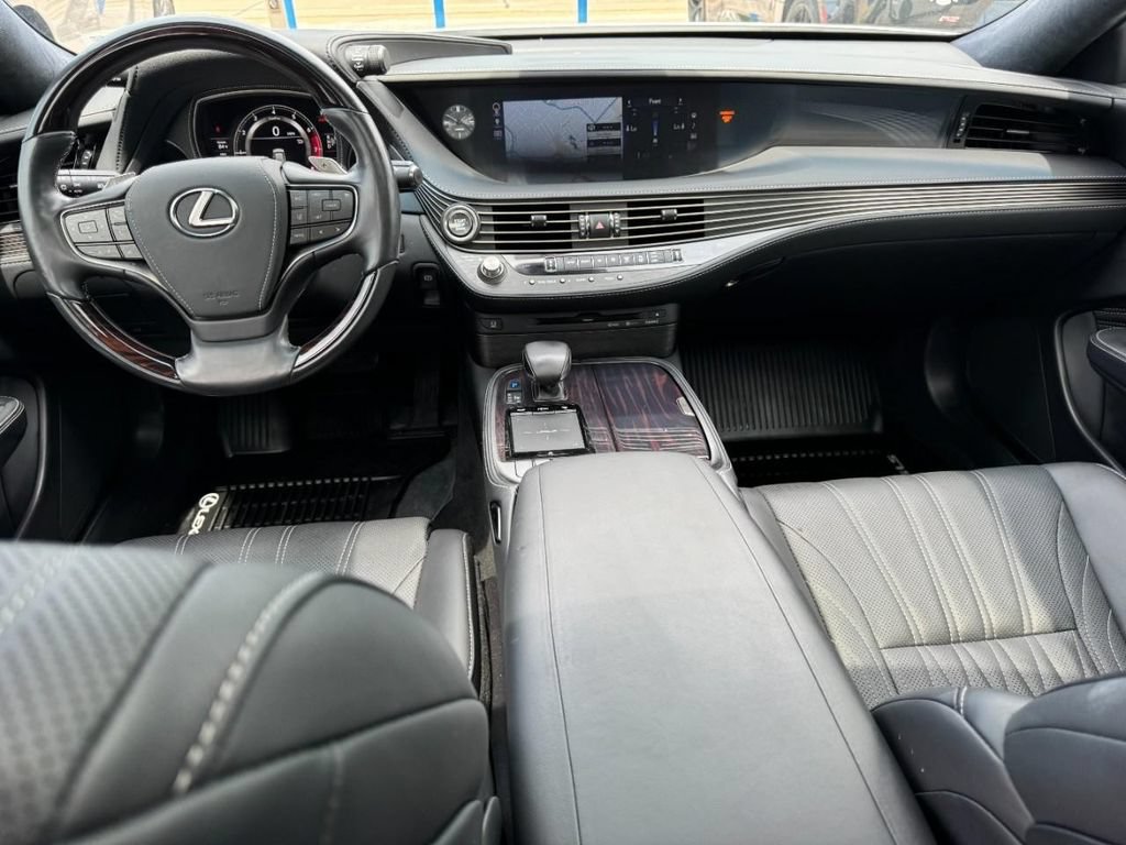 Used 2018 Lexus LS 500 AWD w/ Interior Upgrade Package image 12