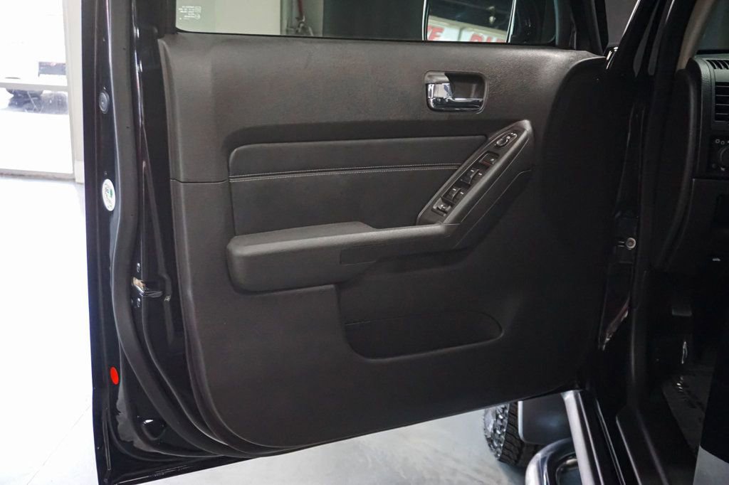 Used 2009 HUMMER H3 Alpha image 55