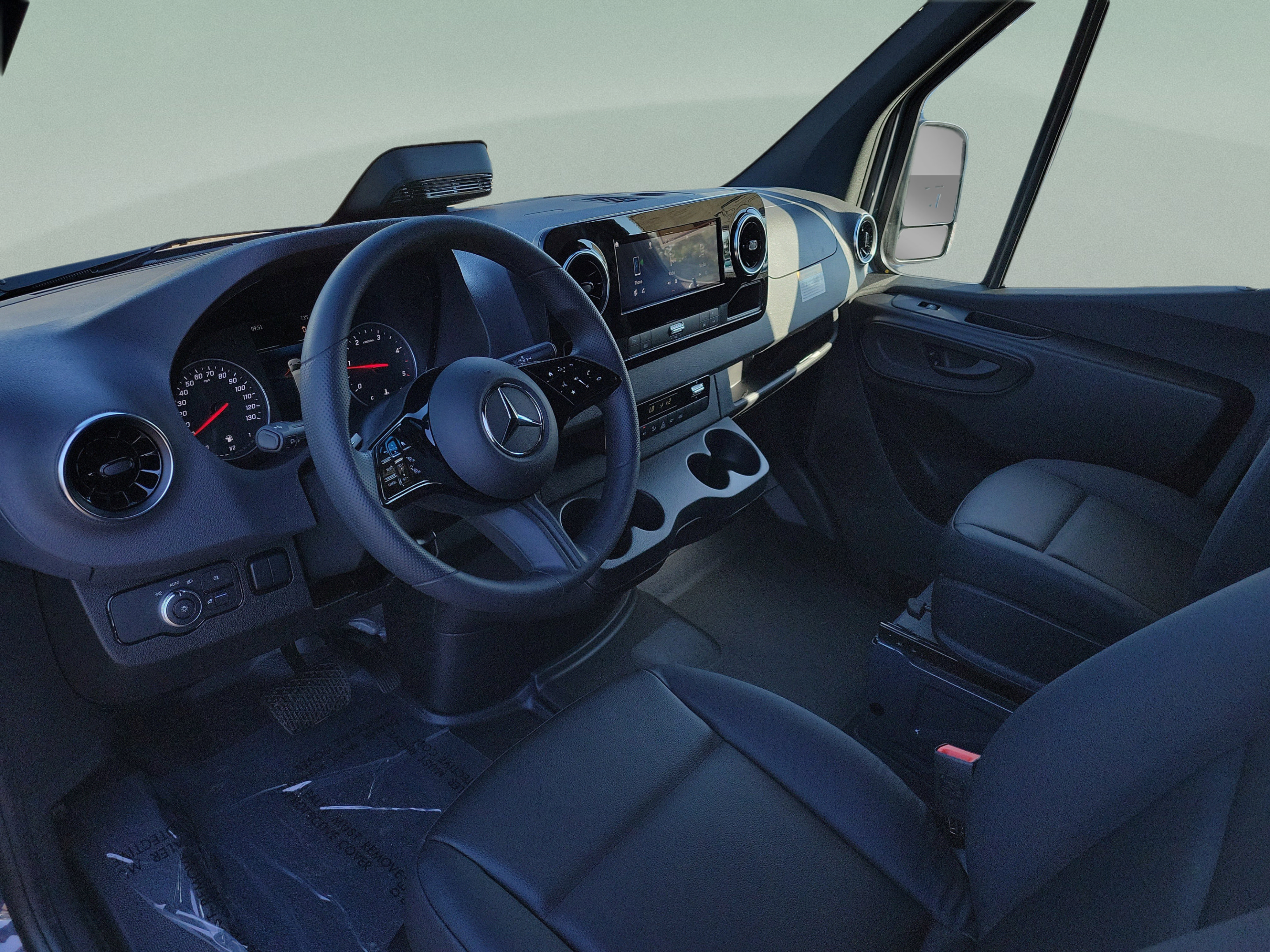Used 2026 Mercedes-Benz Sprinter 2500 image 13