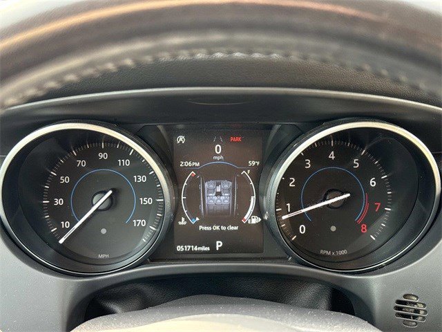 Used 2018 Jaguar F-PACE Premium image 28