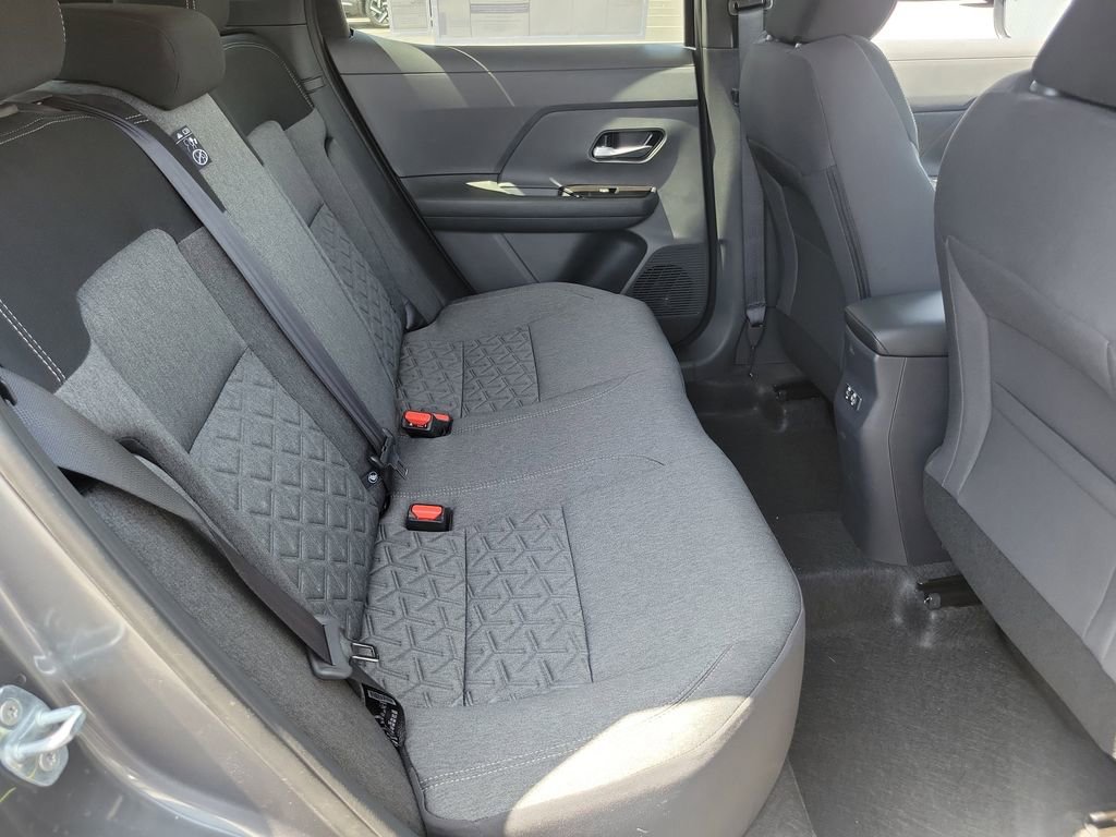 New 2026 Nissan Kicks SV w/ Charging Package FWD image 13