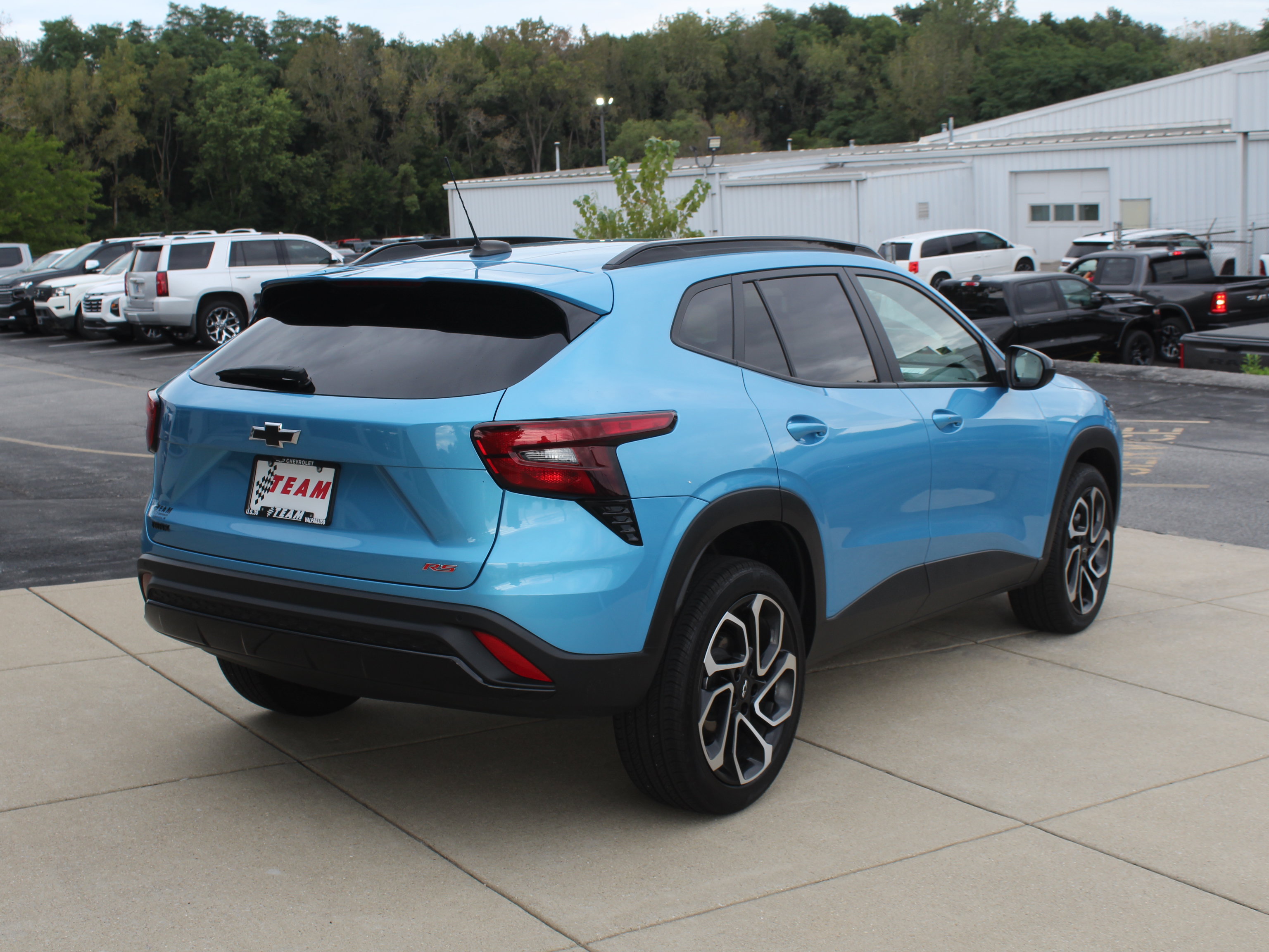 Used 2025 Chevrolet Trax RS w/ Driver Confidence Package FWD image 6