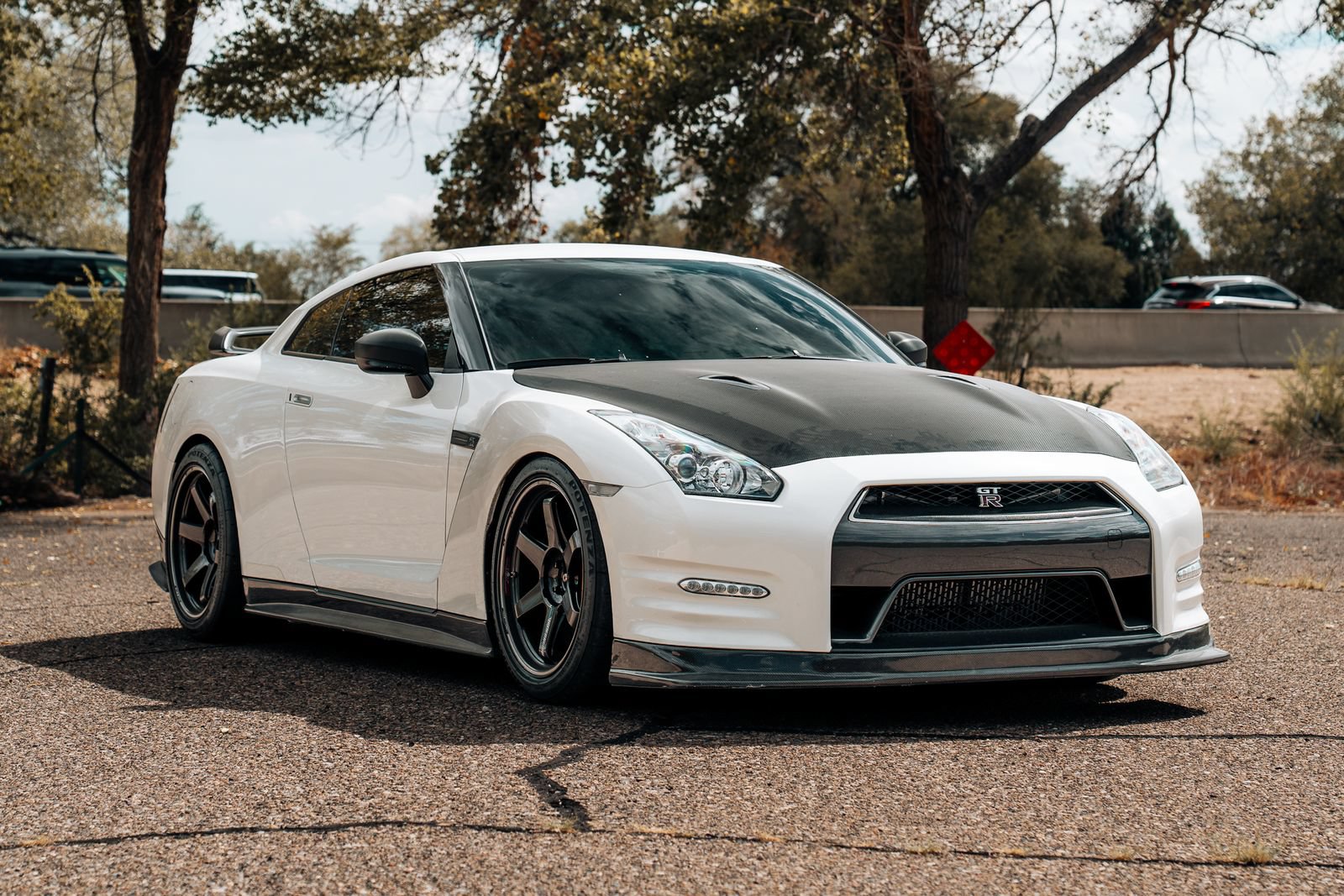 Used 2014 Nissan GT-R Black Edition AWD/4WD image 1