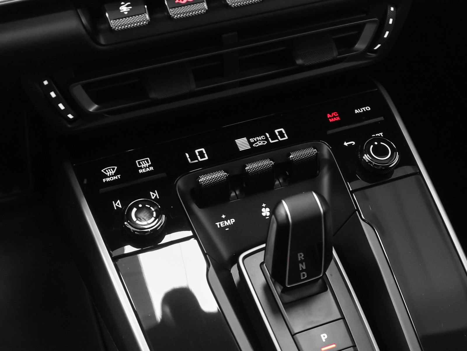 Certified 2025 Porsche 911 Turbo S AWD/4WD image 62
