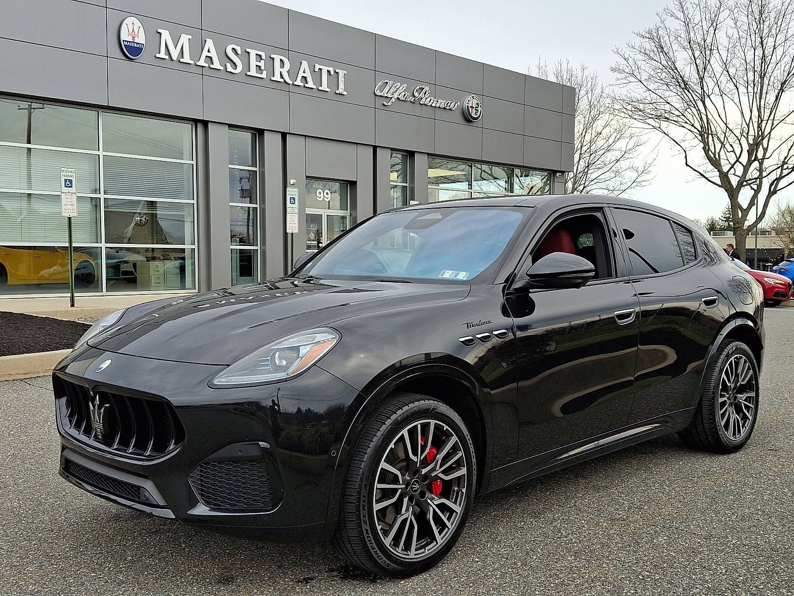 Used 2023 Maserati Grecale Modena AWD/4WD image 1
