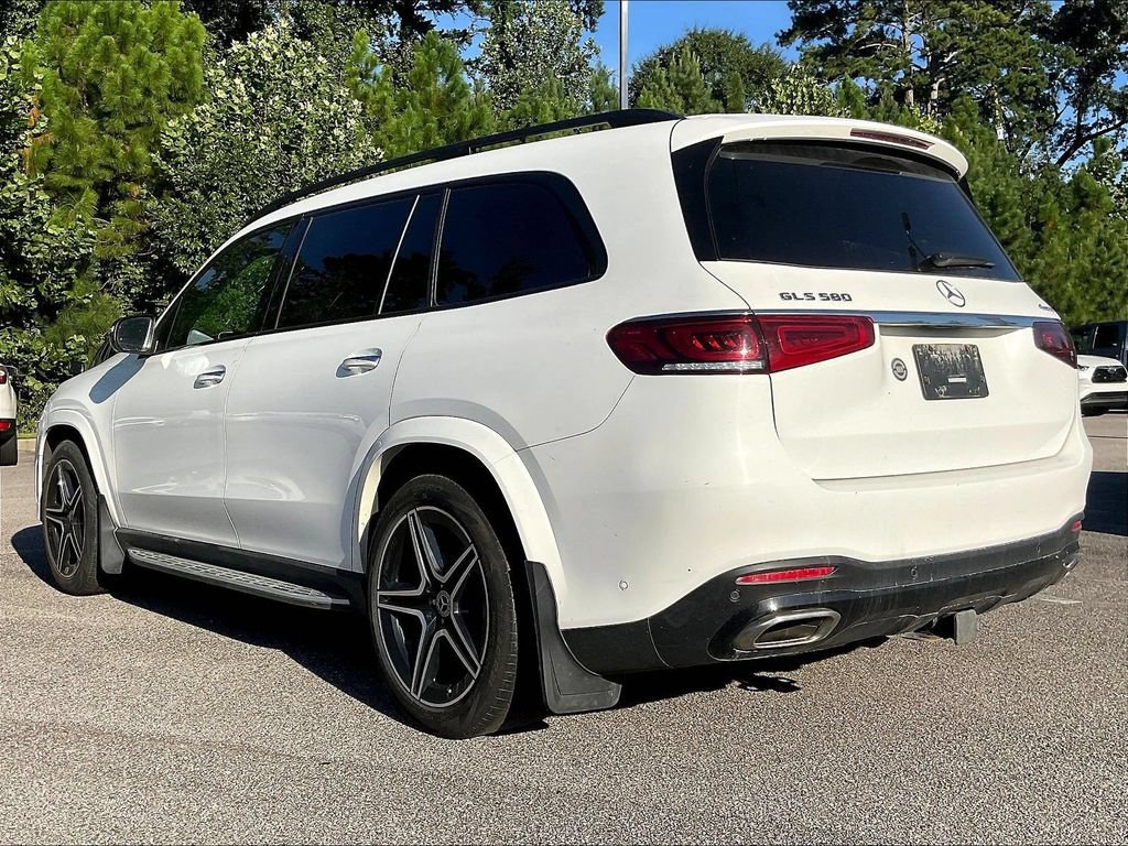 Used 2022 Mercedes-Benz GLS 580 4MATIC image 3