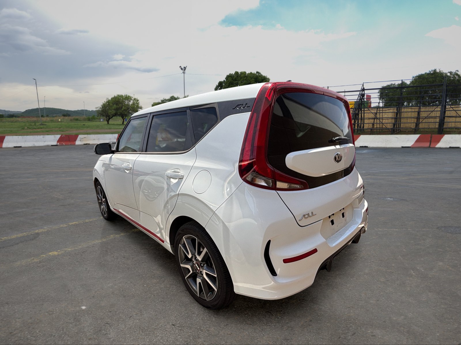 Used 2021 Kia Soul GT-Line FWD image 4
