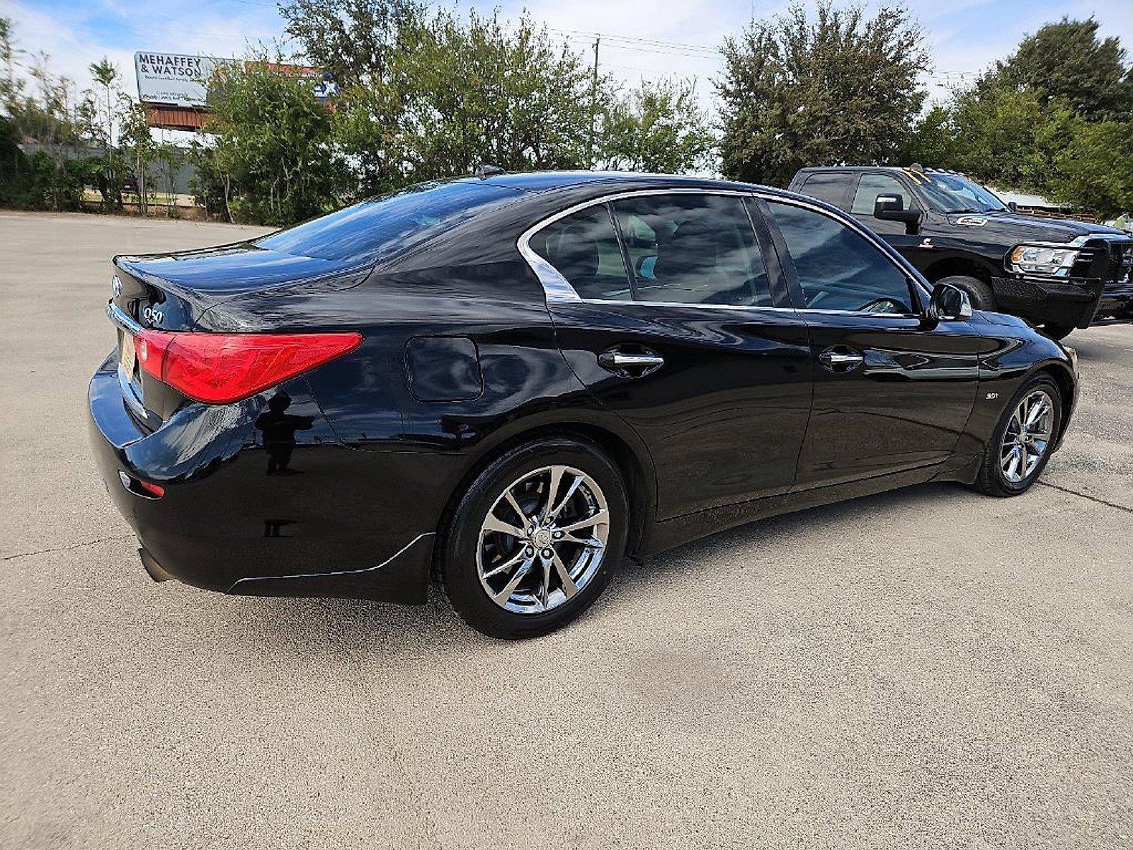 Used 2017 INFINITI Q50 Signature Edition RWD image 8