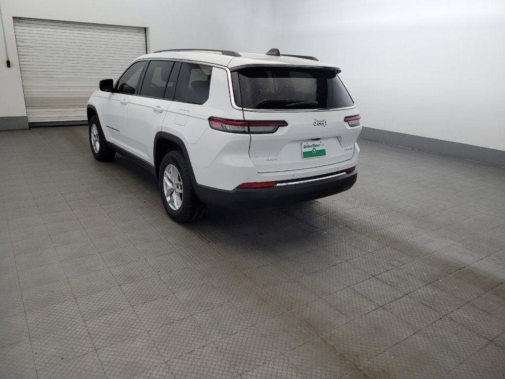 Used 2023 Jeep Grand Cherokee L Laredo AWD/4WD image 5