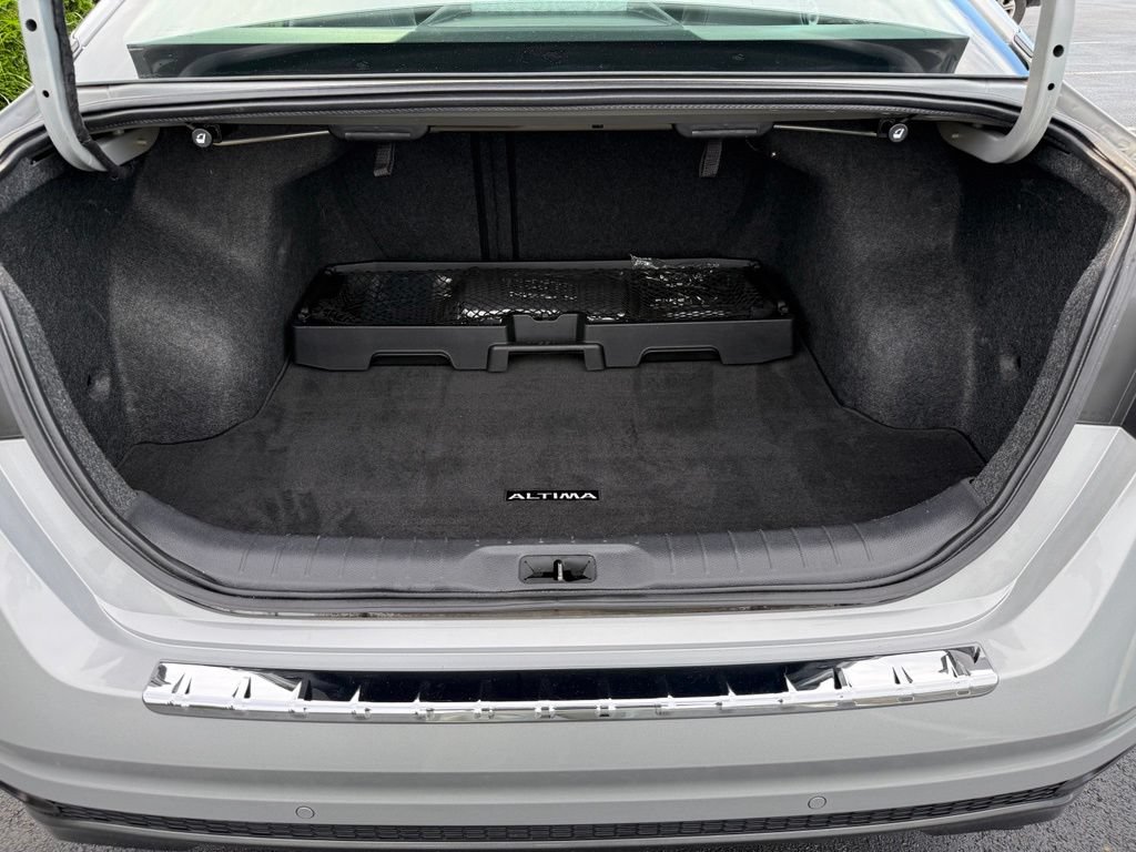 Used 2021 Nissan Altima 2.5 SR w/ SR Premium Package FWD image 34
