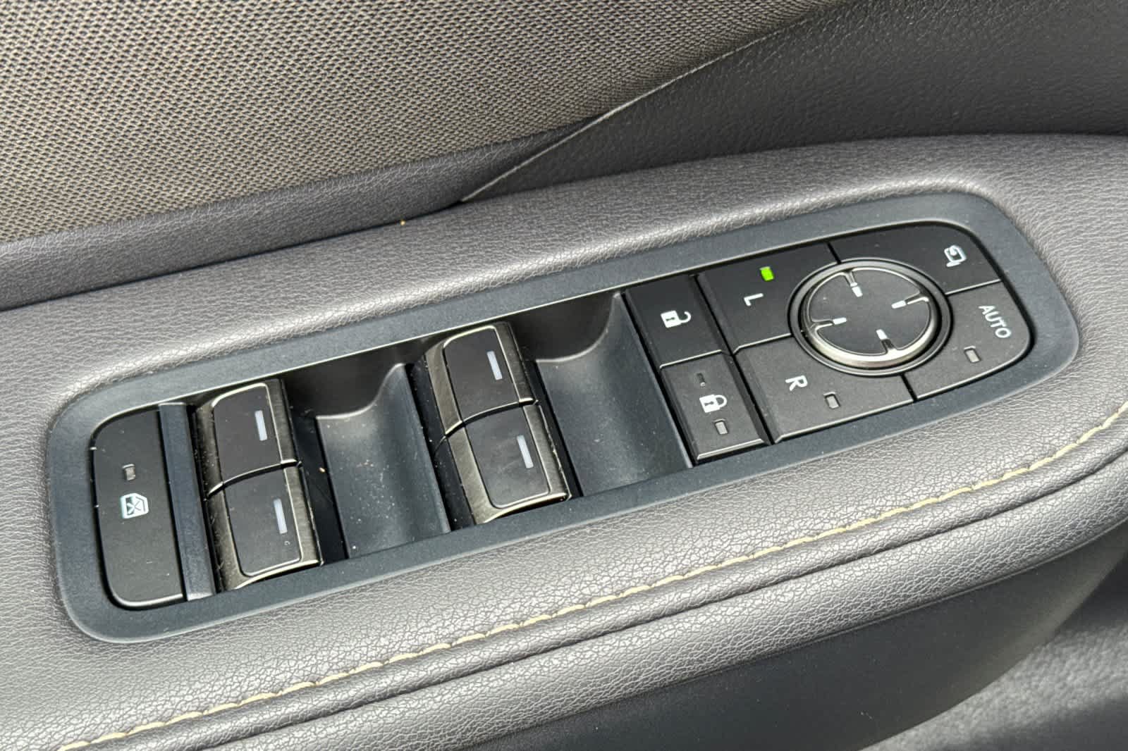 Certified 2025 Lexus TX 500h AWD image 13