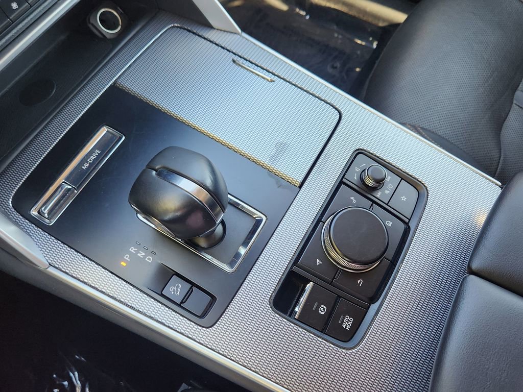 Used 2024 MAZDA CX-90 3.3 Turbo w/ Preferred Plus image 16