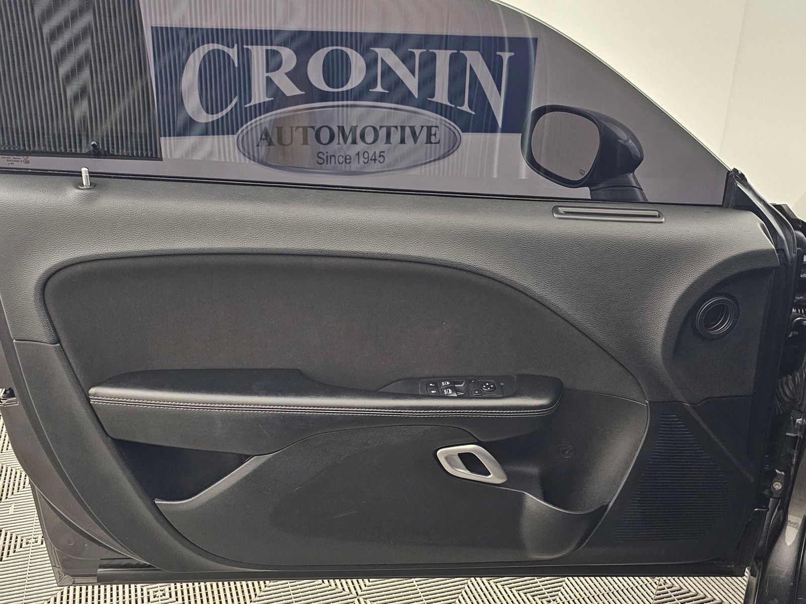 Used 2021 Dodge Challenger SXT image 11