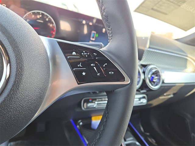New 2026 Mercedes-Benz GLB 250 4MATIC image 18