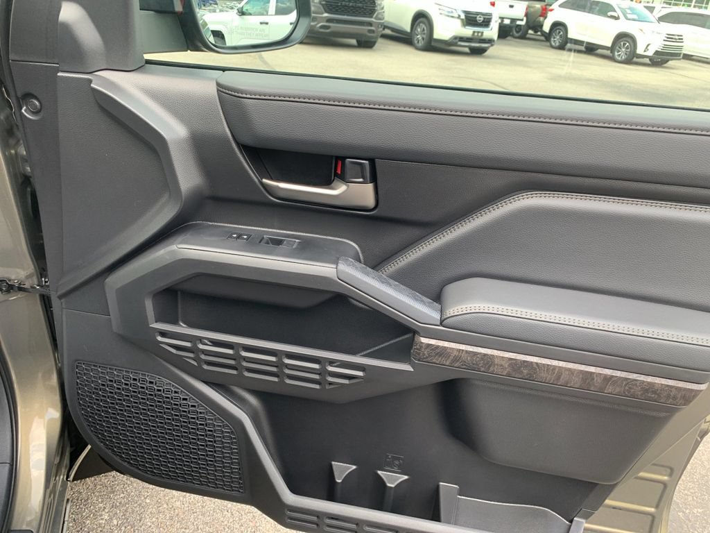 New 2026 Toyota Tacoma Limited AWD/4WD image 18
