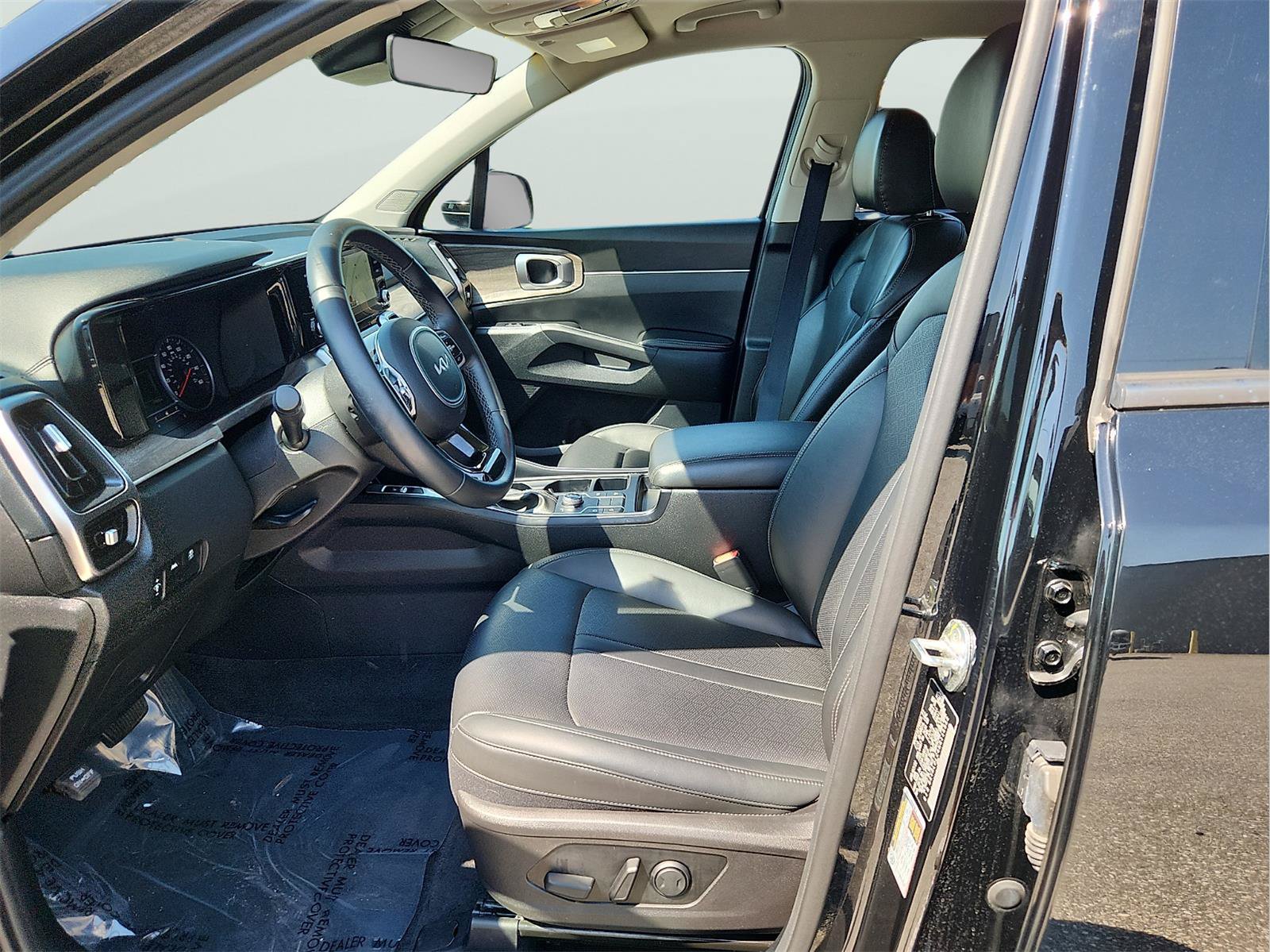Used 2022 Kia Sorento S AWD/4WD image 11