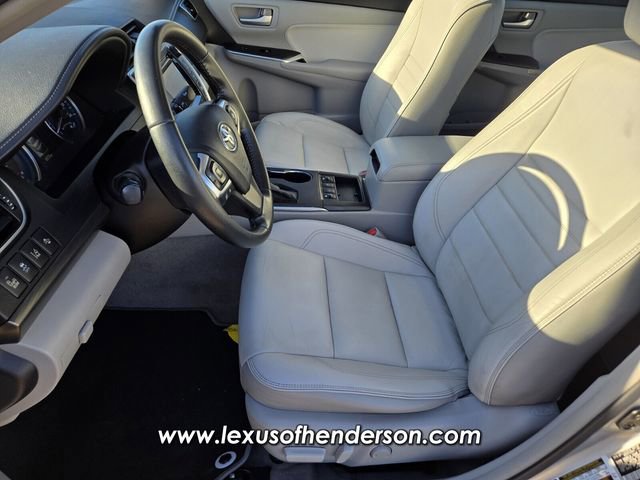 Used 2015 Toyota Camry XLE w/ Moonroof Package image 10