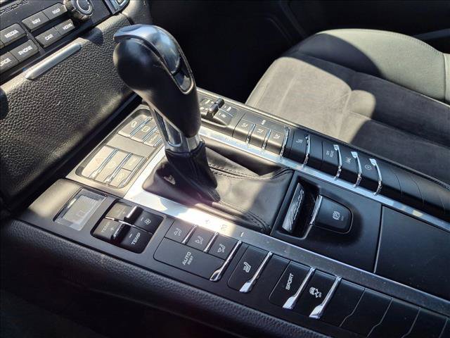 Used 2018 Porsche Macan AWD/4WD image 14