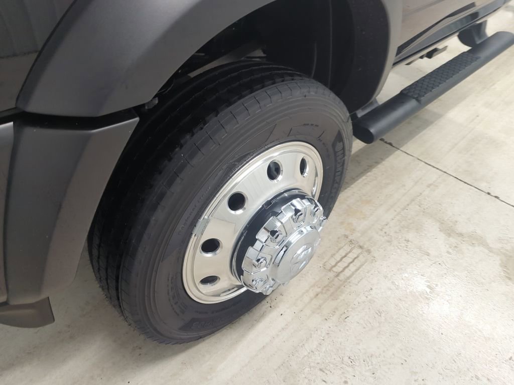 New 2026 RAM 5500 Tradesman AWD/4WD image 7
