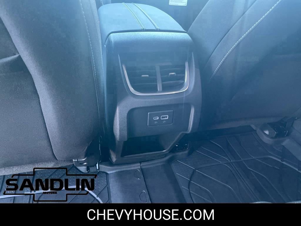 New 2025 Chevrolet Blazer LT w/ Midnight/Sport Edition FWD image 25