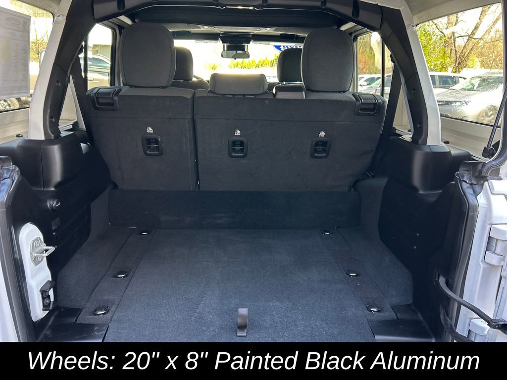 Used 2024 Jeep Wrangler Unlimited Sahara AWD/4WD image 25