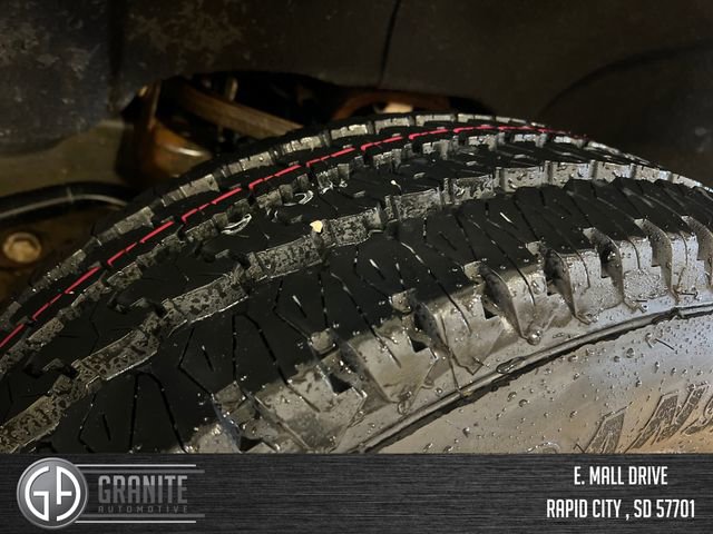 Used 2020 GMC Sierra 2500 SLE image 18