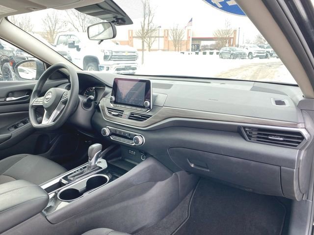 Used 2024 Nissan Altima 2.5 SV image 27