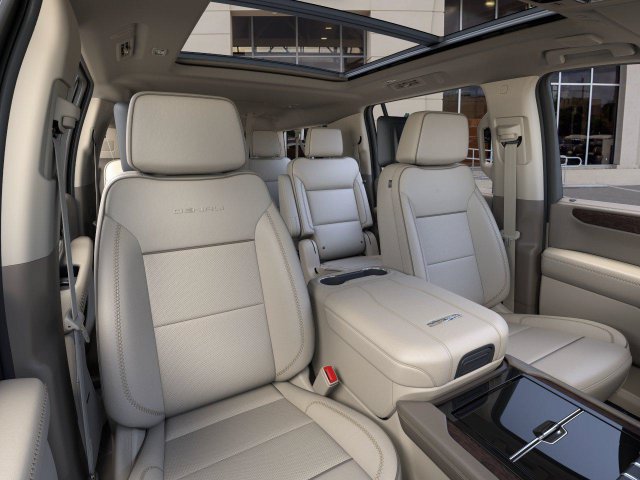 New 2027 GMC Yukon XL Denali w/ Denali Reserve Package AWD/4WD image 16