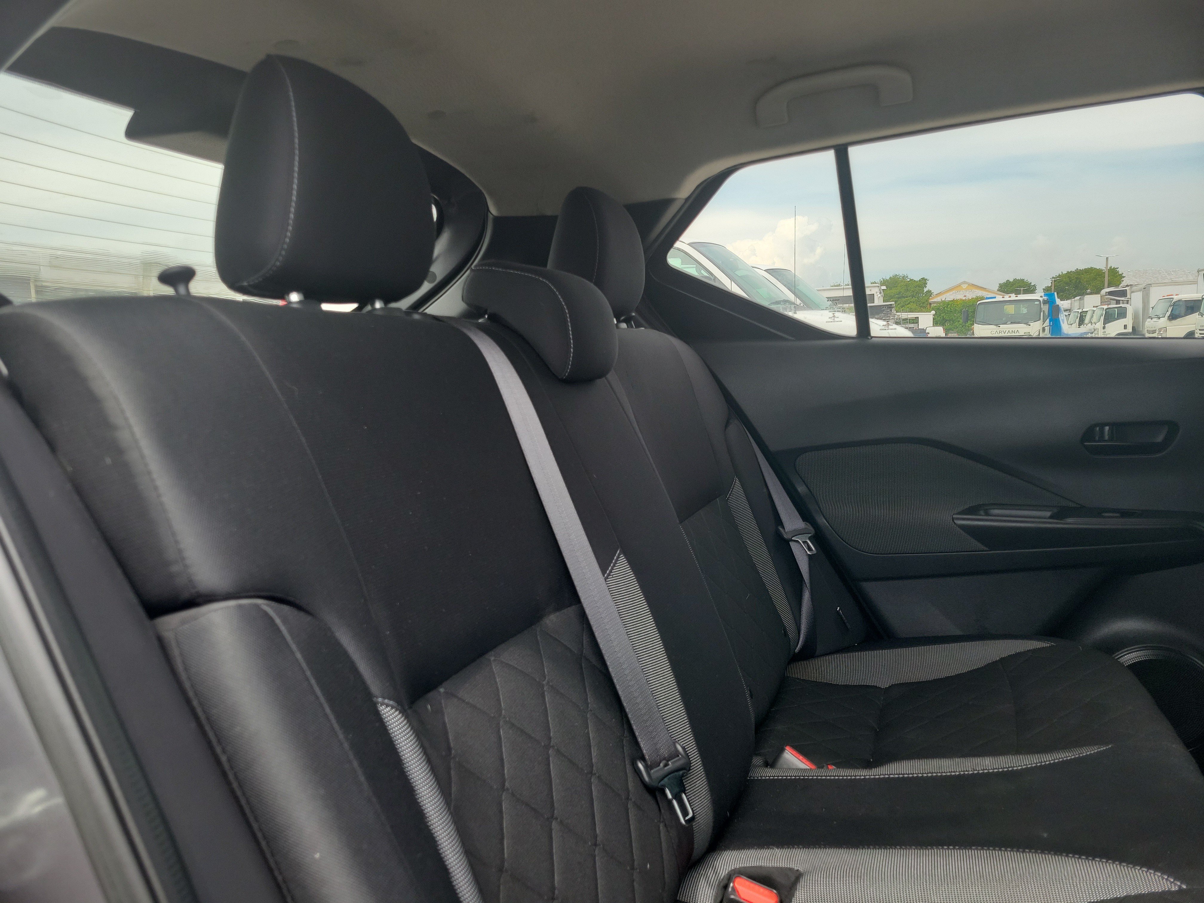 Used 2020 Nissan Kicks S FWD image 6