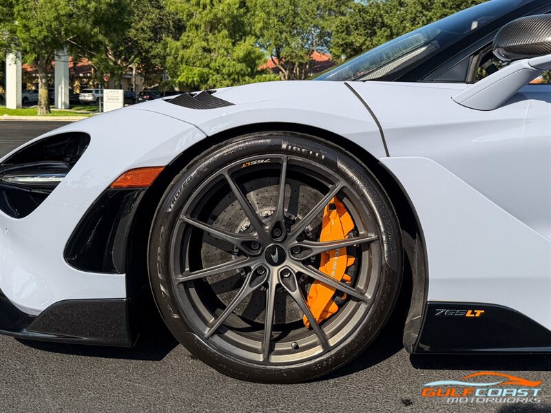Used 2021 McLaren 765LT RWD image 41